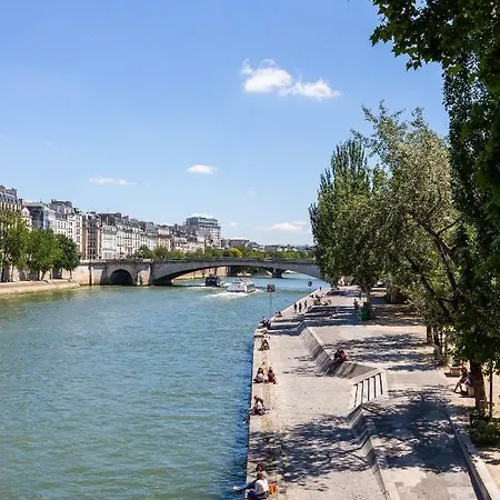 Veeve - By Boulevard Saint Germain * Παρίσι
